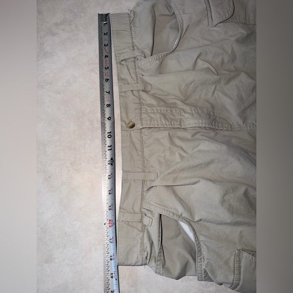 Columbia Shorts Cargo Men’s Khaki Size 38 Outdoor Hiking Trail Casual Utility - Picture 4 of 9